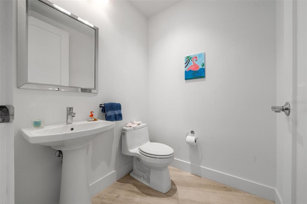 1155 N GULFSTREAM AVENUE 802 photo 15