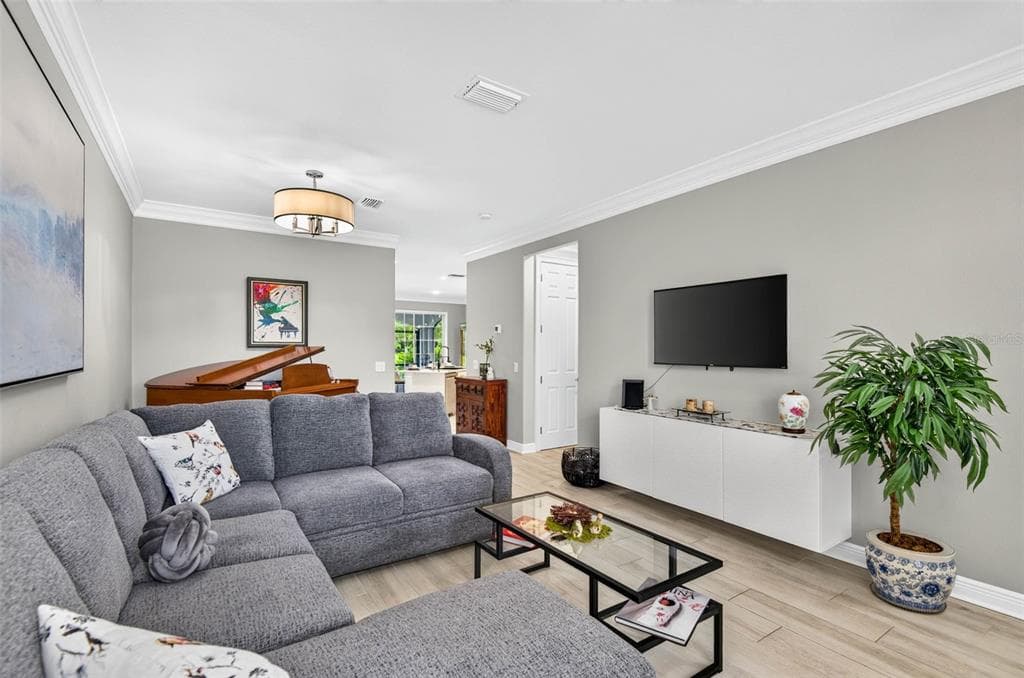 10324 SAVILLE ROWE LANE photo 4