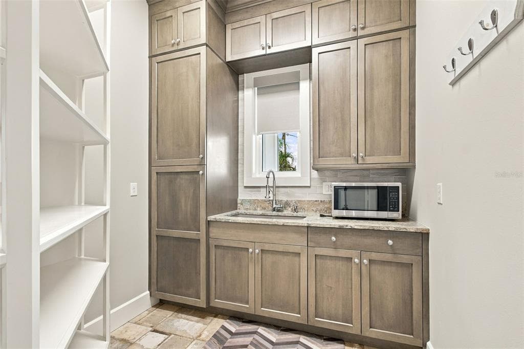14 MARINA TERRACE photo 24