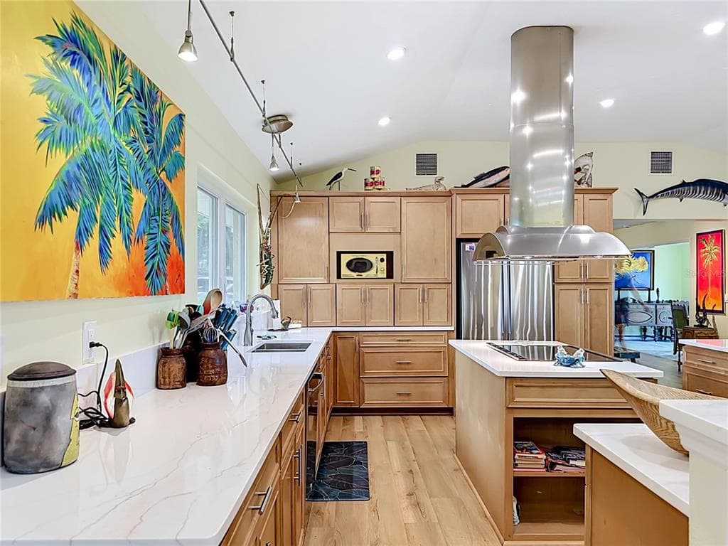 2212 6TH STREET W photo 10