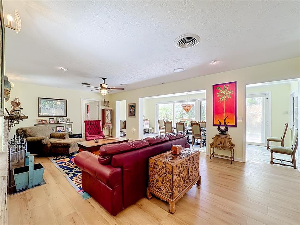 2212 6TH STREET W photo 21