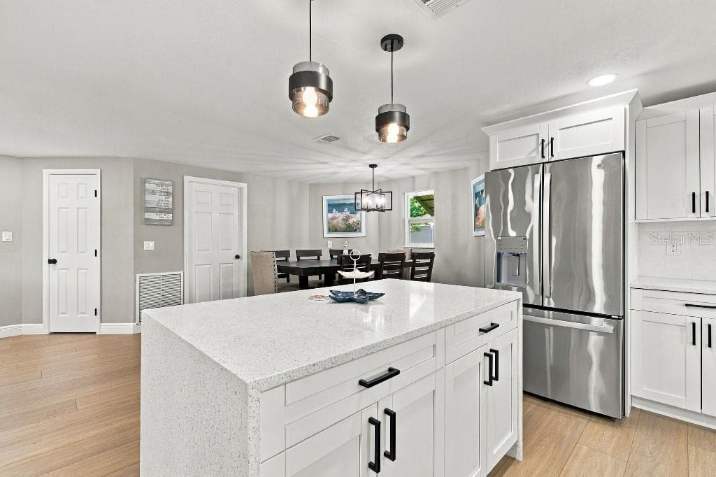 10744 DRUMMOND ROAD photo 24