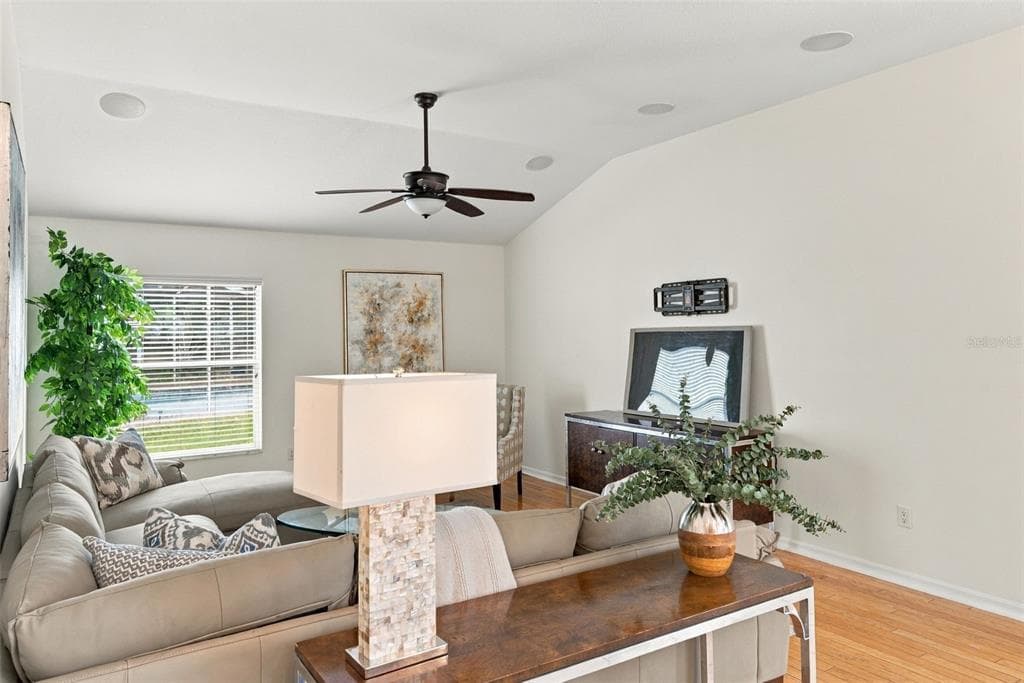 12427 BRISTOL COMMONS CIRCLE photo 17