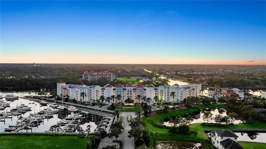 102 YACHT HARBOR DRIVE 478 photo 22