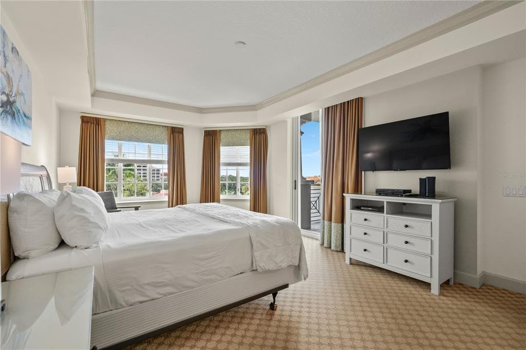 102 YACHT HARBOR DRIVE 478 photo 14