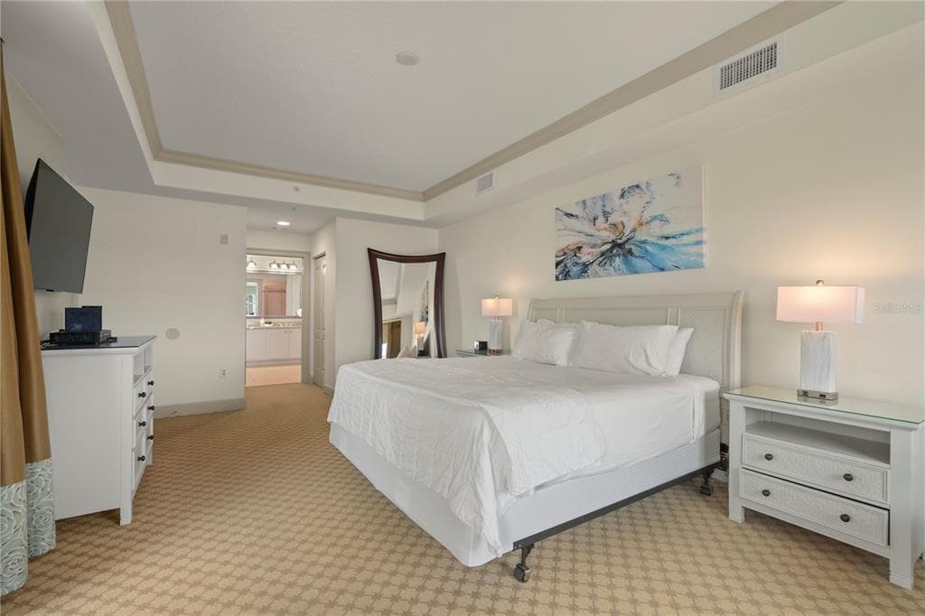 102 YACHT HARBOR DRIVE 478 photo 15