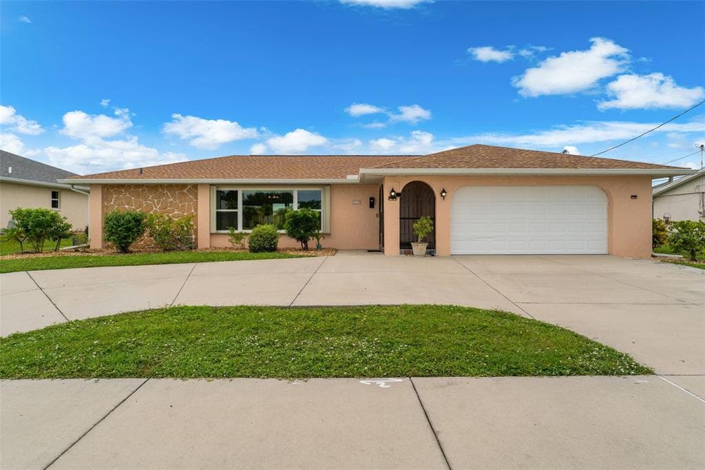 21129 EDGEWATER DRIVE photo 2