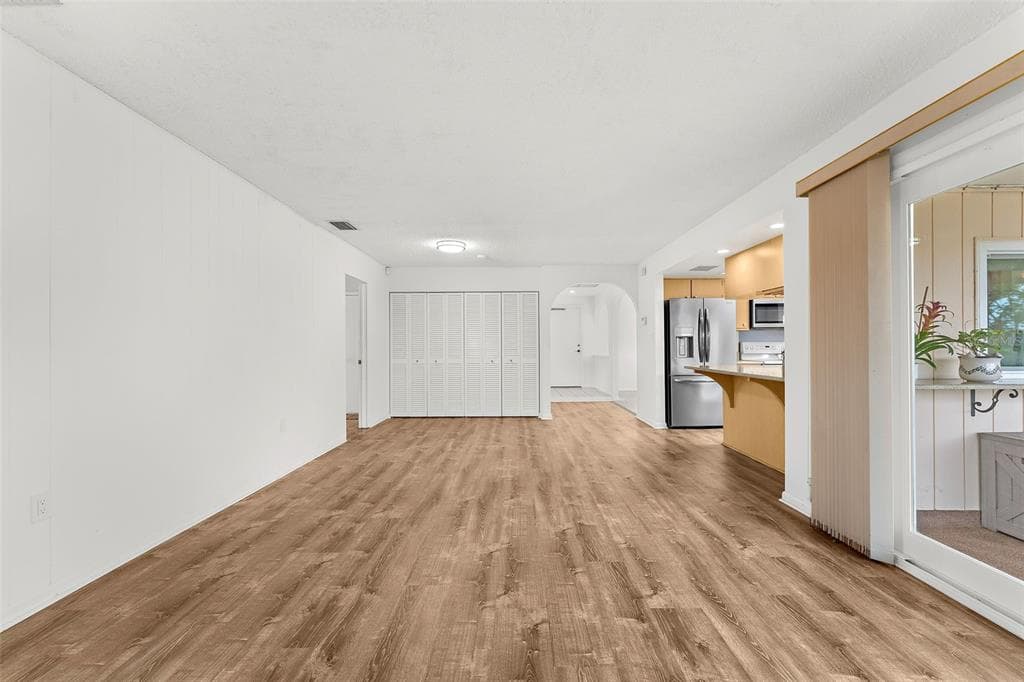 21129 EDGEWATER DRIVE photo 22