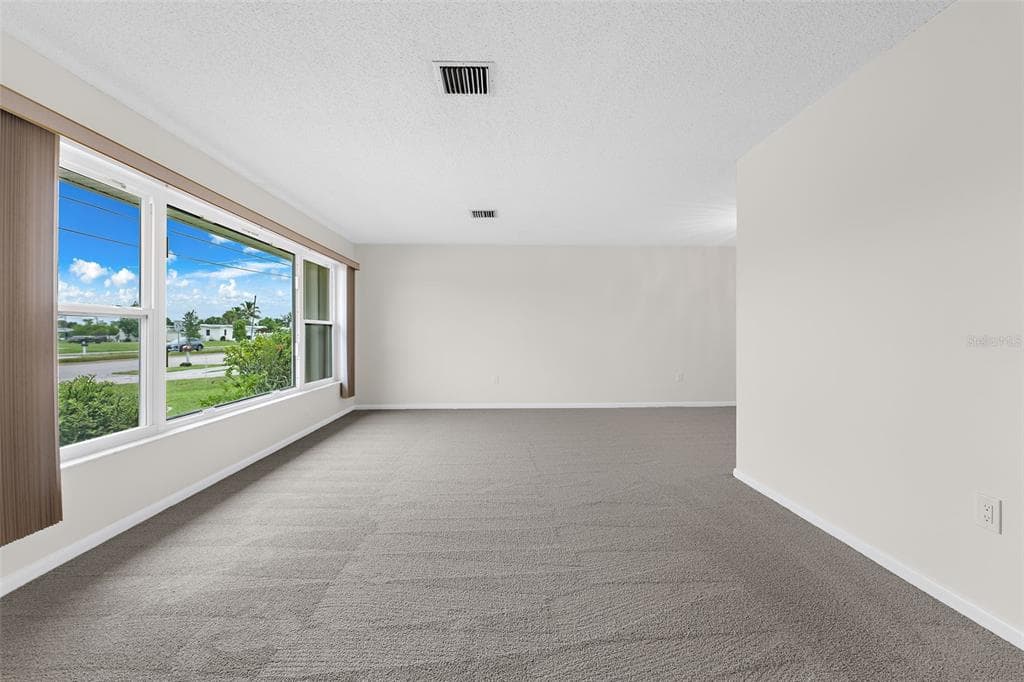 21129 EDGEWATER DRIVE photo 10