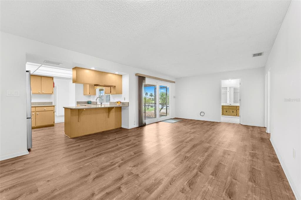 21129 EDGEWATER DRIVE photo 19