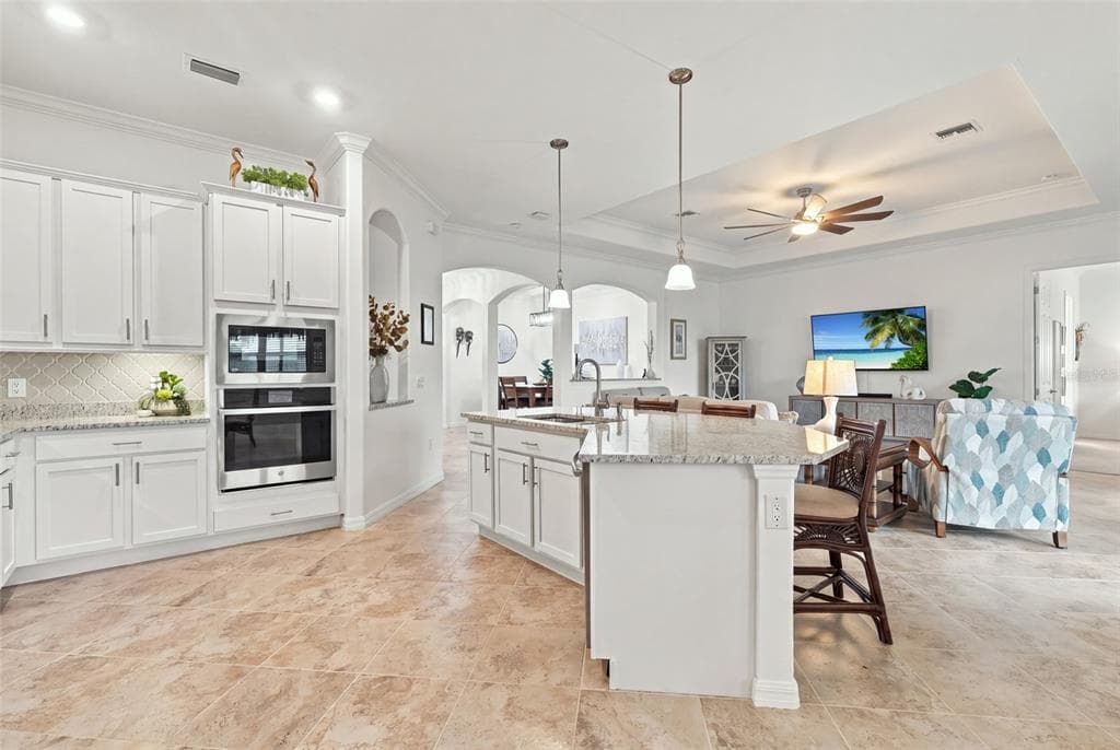 25024 OAK HAMMOCK COURT photo 12