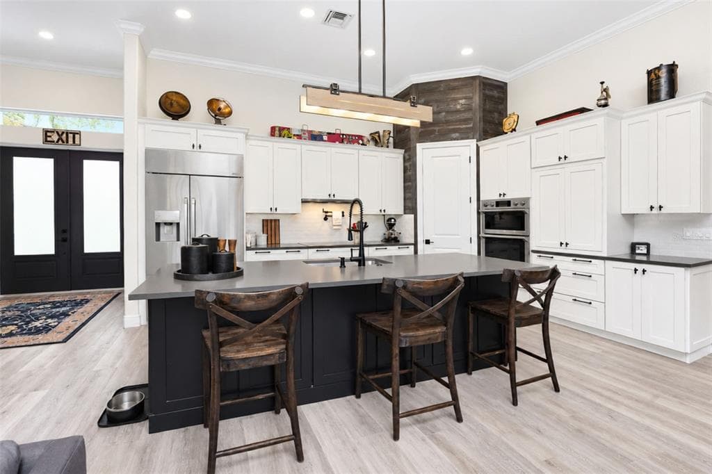 17381 ROBINSON AVENUE photo 22