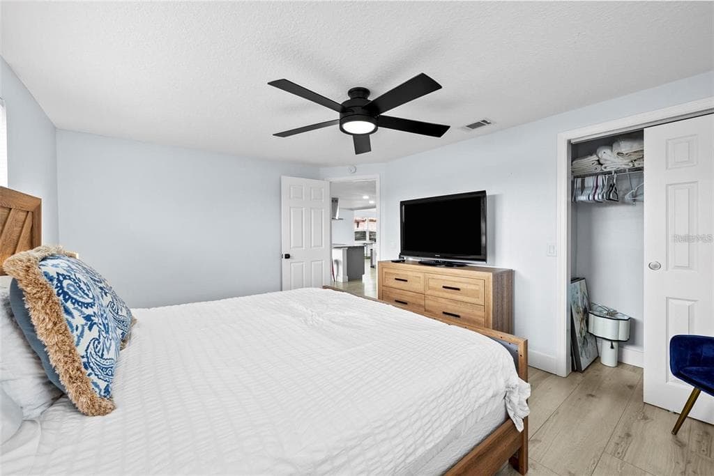 13704 VERONICA DRIVE photo 18