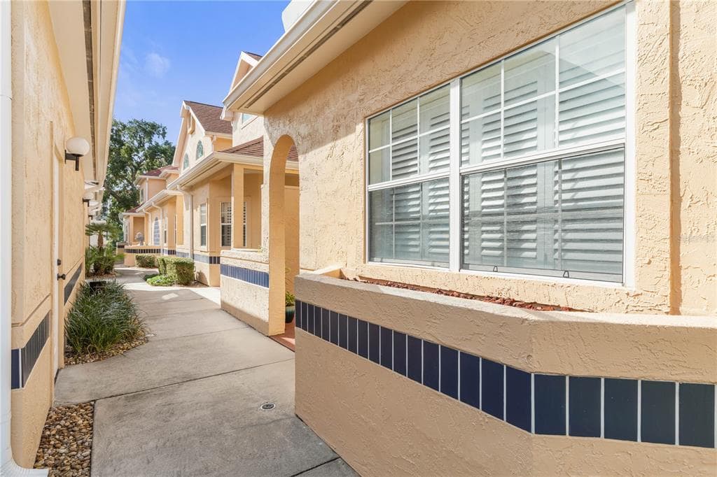 53 RIVERS EDGE LANE 5