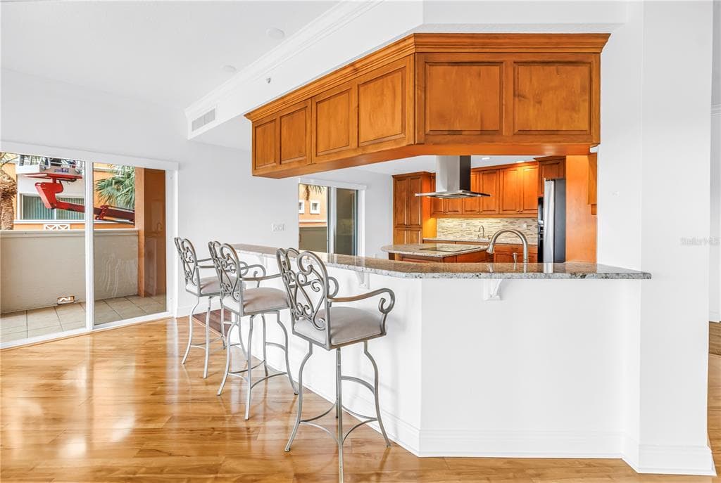 650 PINELLAS BAYWAY S 2101 photo 17