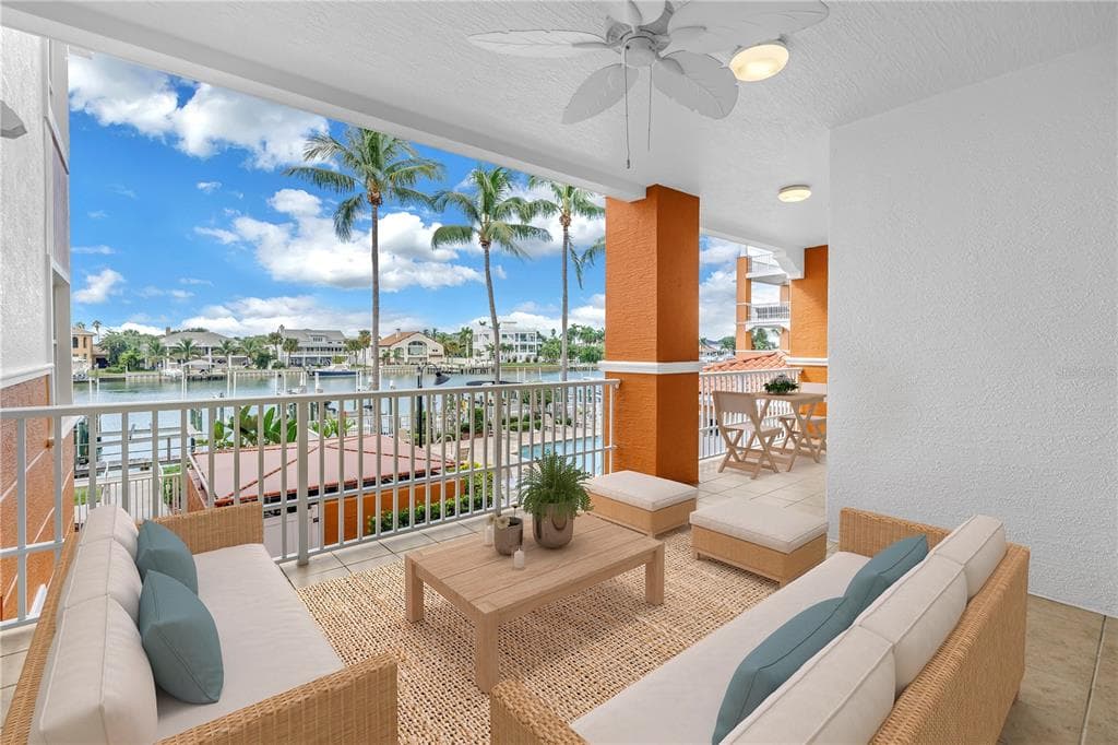 650 PINELLAS BAYWAY S 2101 photo 1