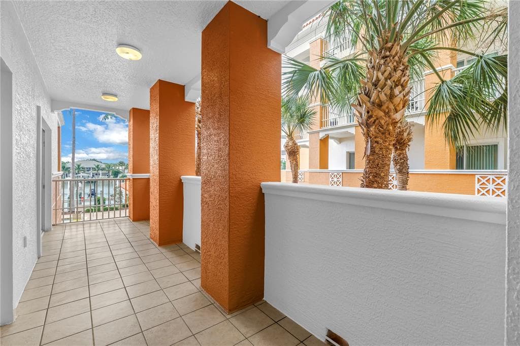 650 PINELLAS BAYWAY S 2101 photo 24