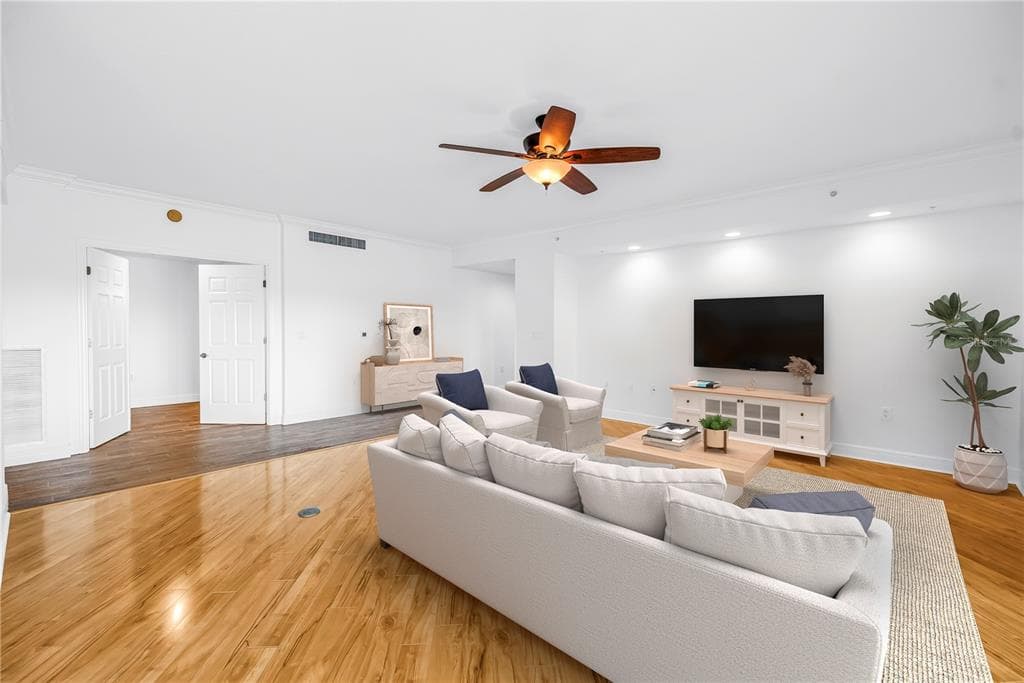 650 PINELLAS BAYWAY S 2101 photo 14