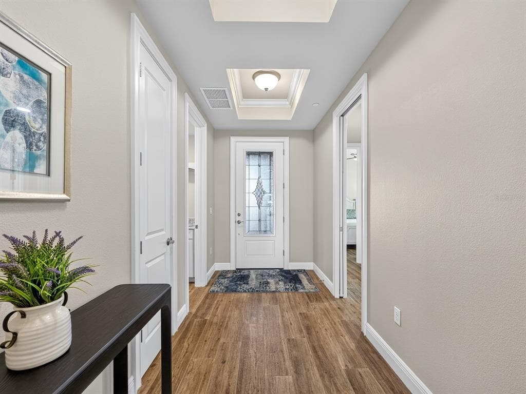 501 TAMIAMI TRAIL N 201 photo 6
