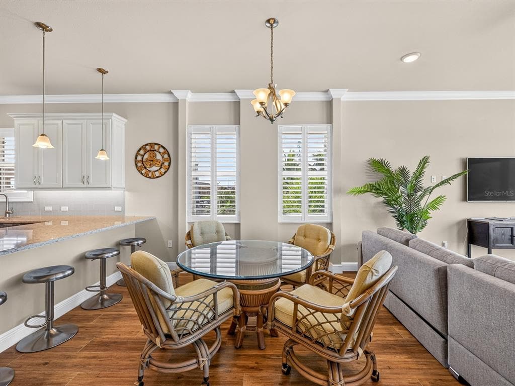 501 TAMIAMI TRAIL N 201 photo 13