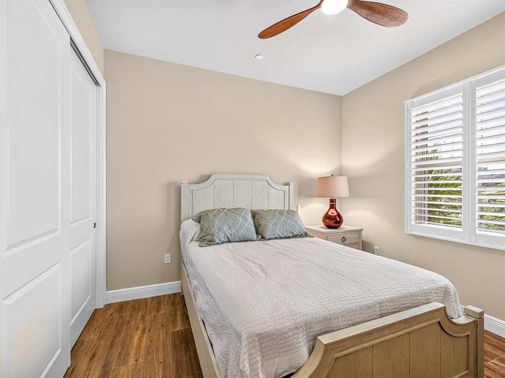 501 TAMIAMI TRAIL N 201 photo 19