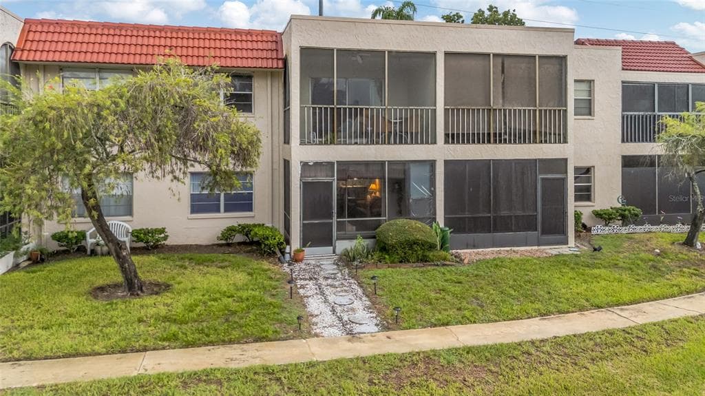 9700 STARKEY ROAD 113 photo 23