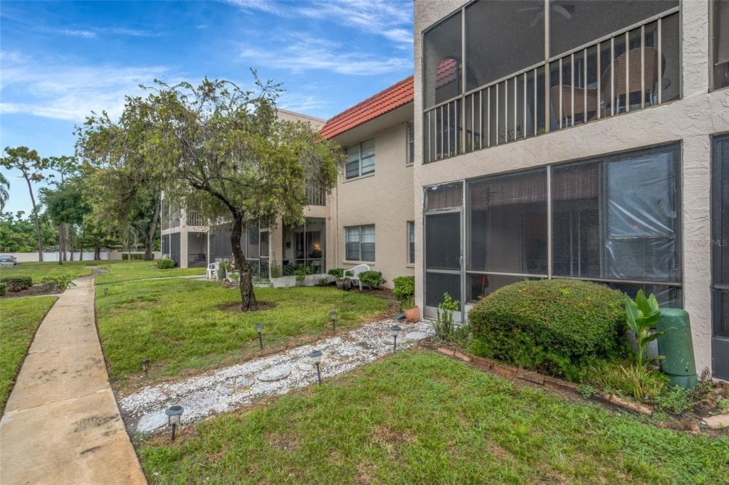 9700 STARKEY ROAD 113 photo 22