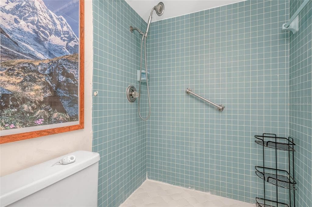 9700 STARKEY ROAD 113 photo 18