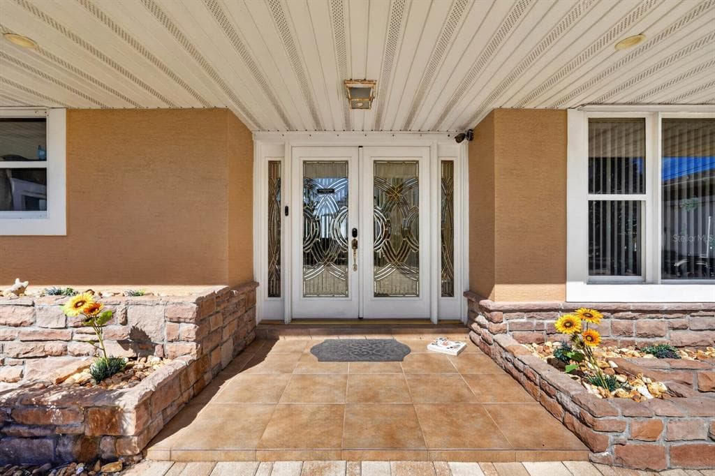 14 GRANVILLE CIRCLE photo 9