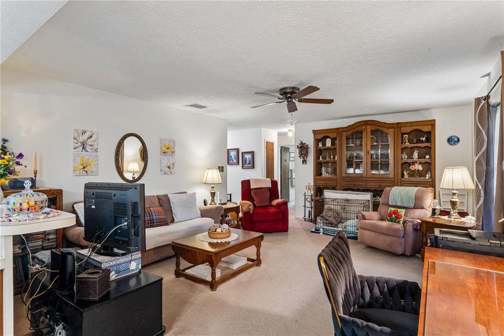 10739 DRUMMOND ROAD photo 24