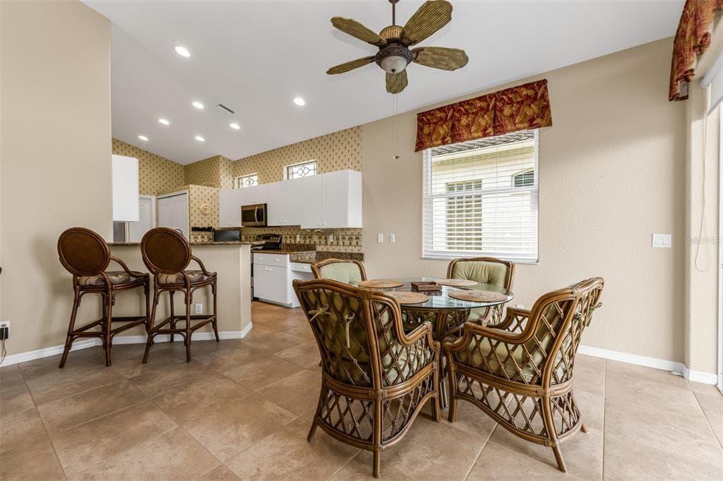 10161 ARROWHEAD DRIVE photo 10