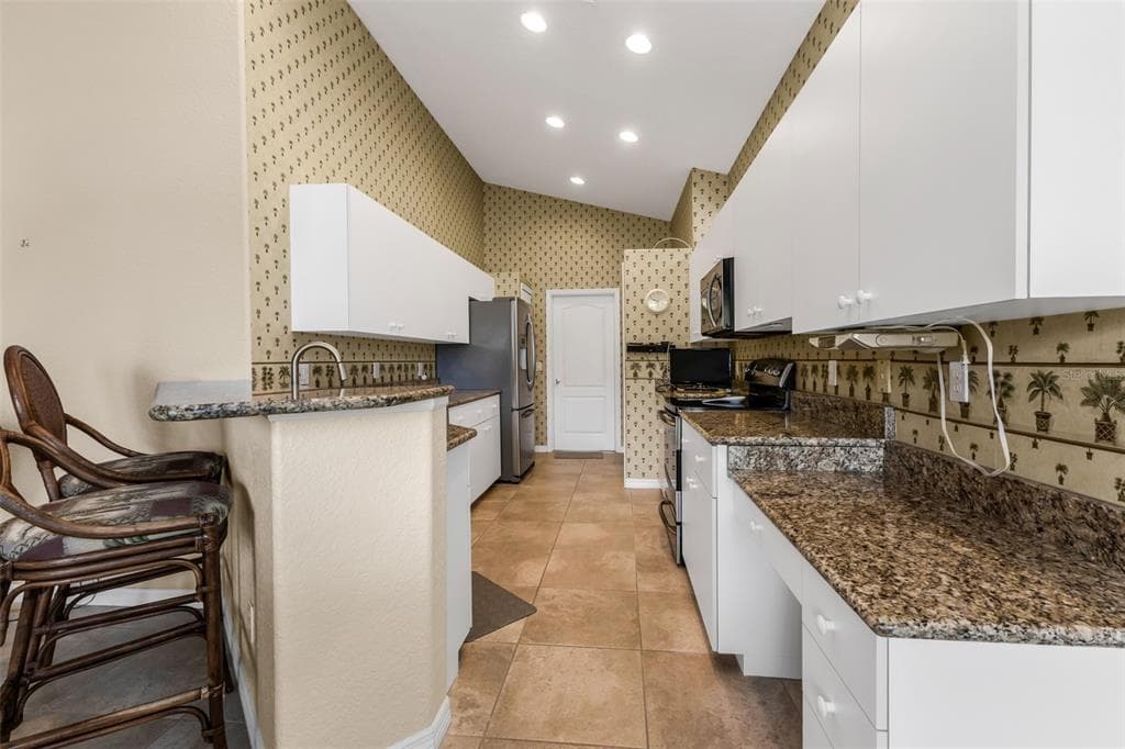 10161 ARROWHEAD DRIVE photo 14