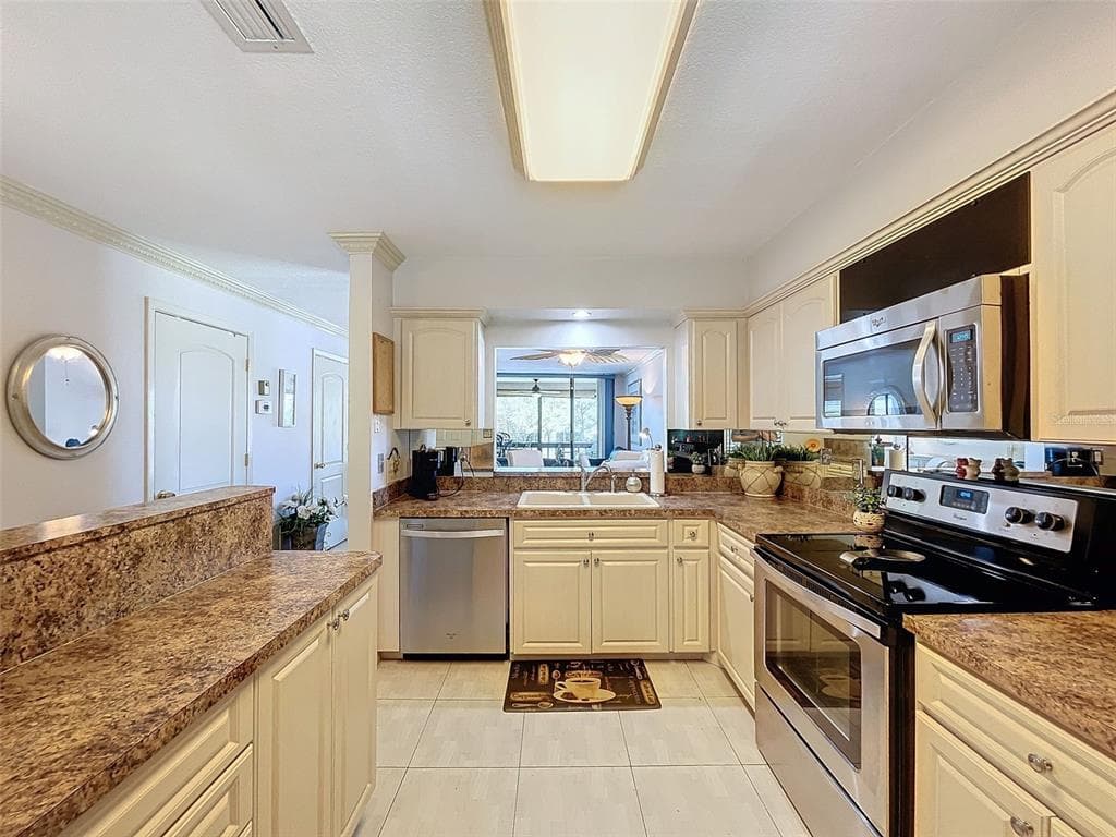 1801 MARINER DRIVE 20 photo 9