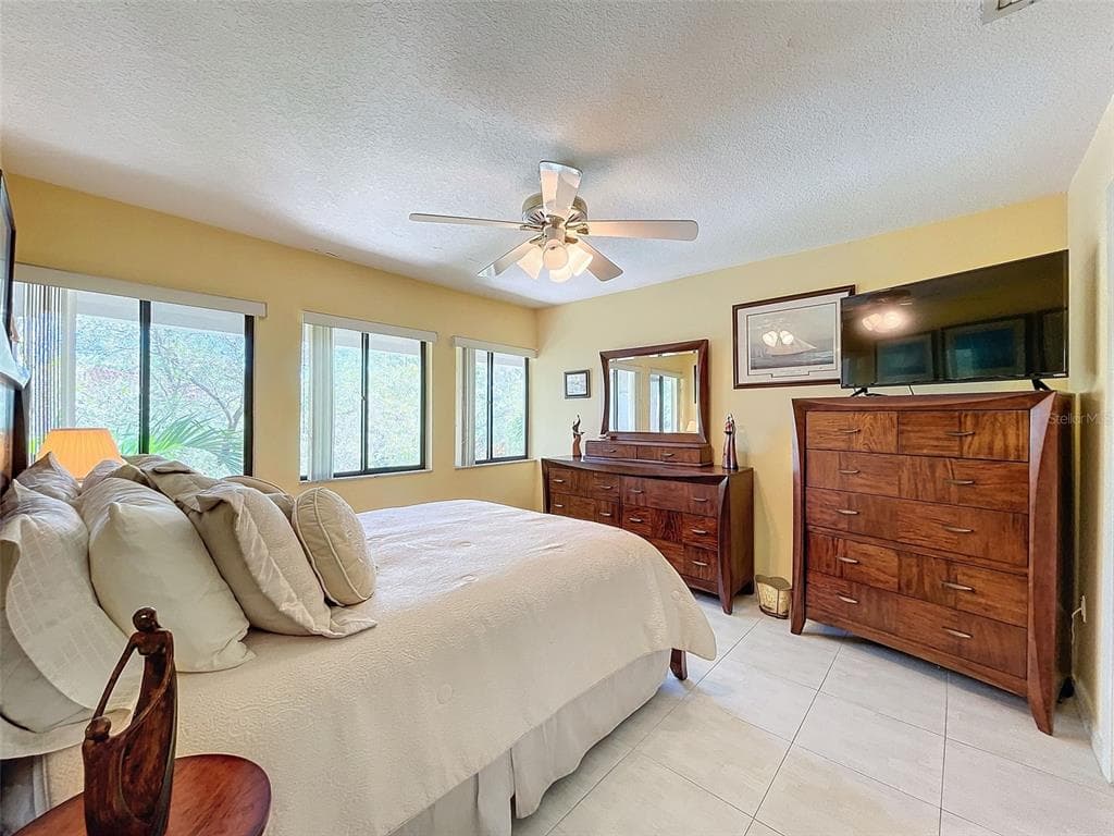 1801 MARINER DRIVE 20 photo 18