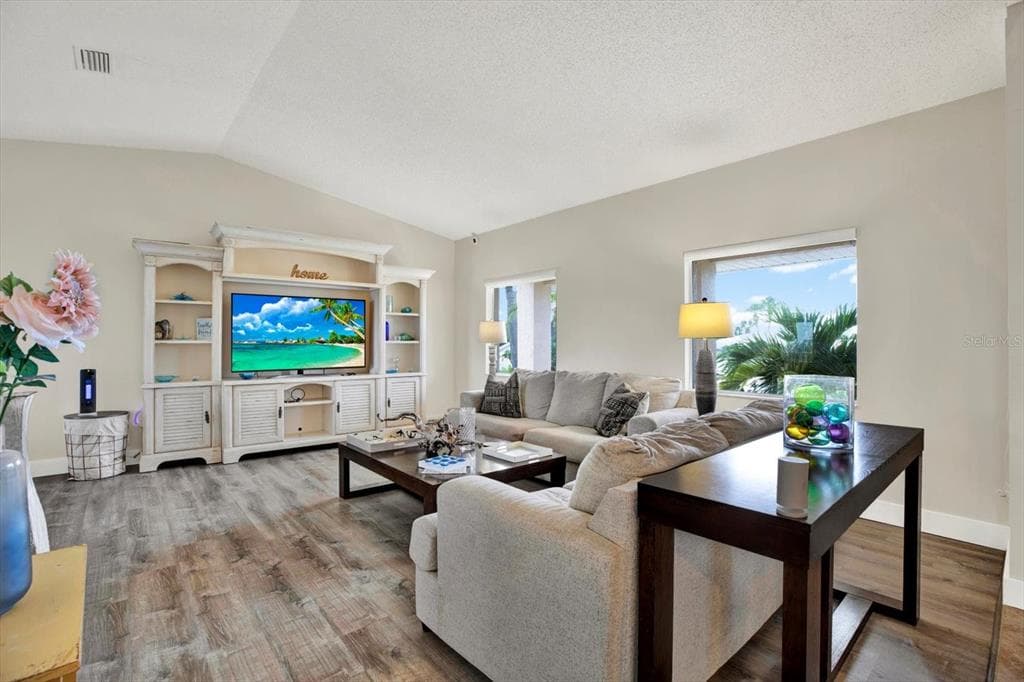 5532 PILOTS PLACE photo 6