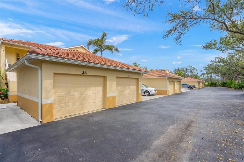 203 CASA DEL LAGO WAY 203 photo 12