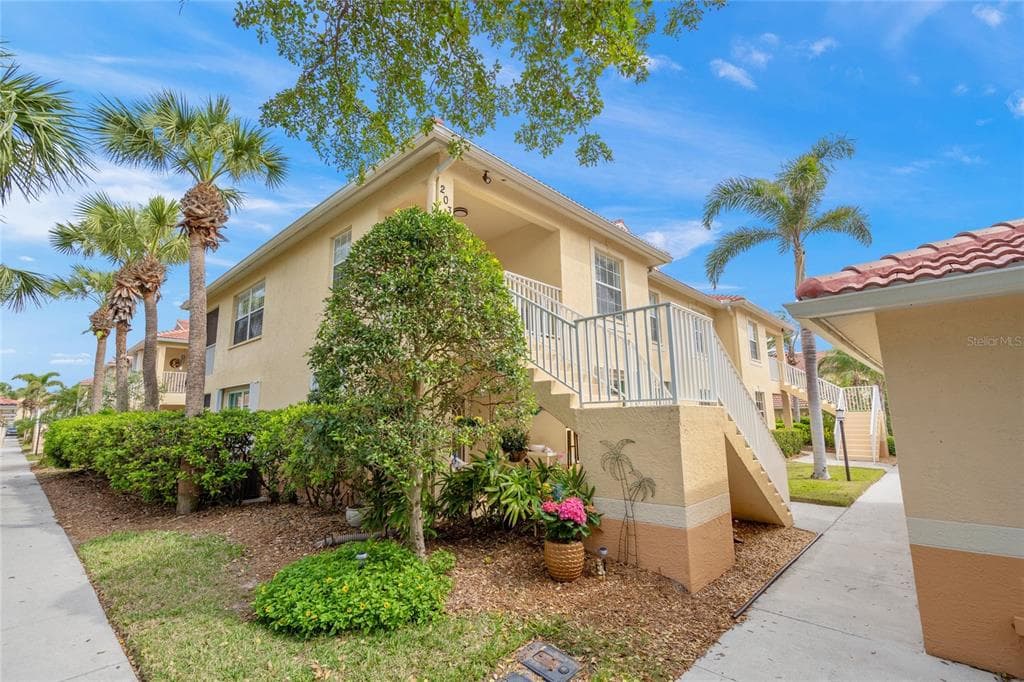 203 CASA DEL LAGO WAY 203 photo 1