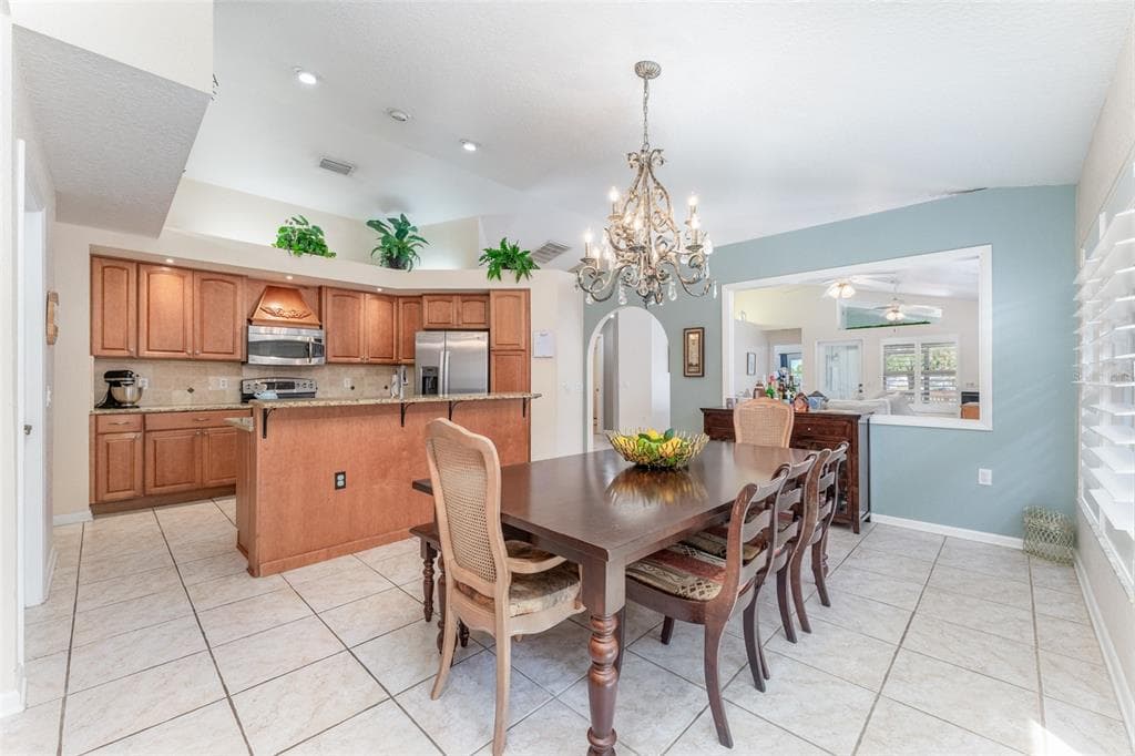 835 SYMPHONY ISLES BOULEVARD photo 19