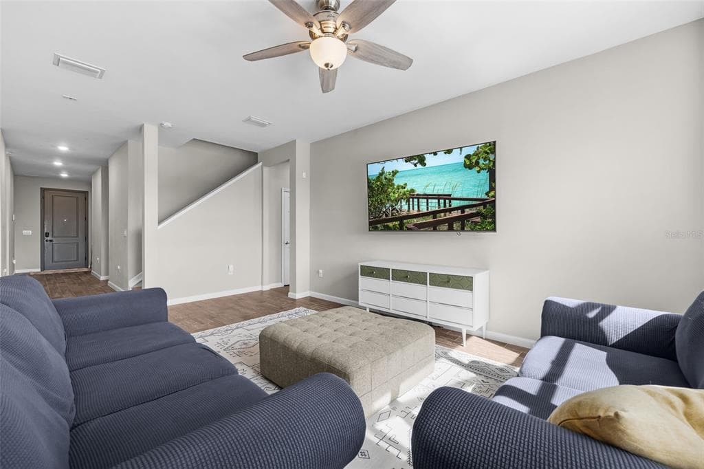 43539 LILY COURT photo 9