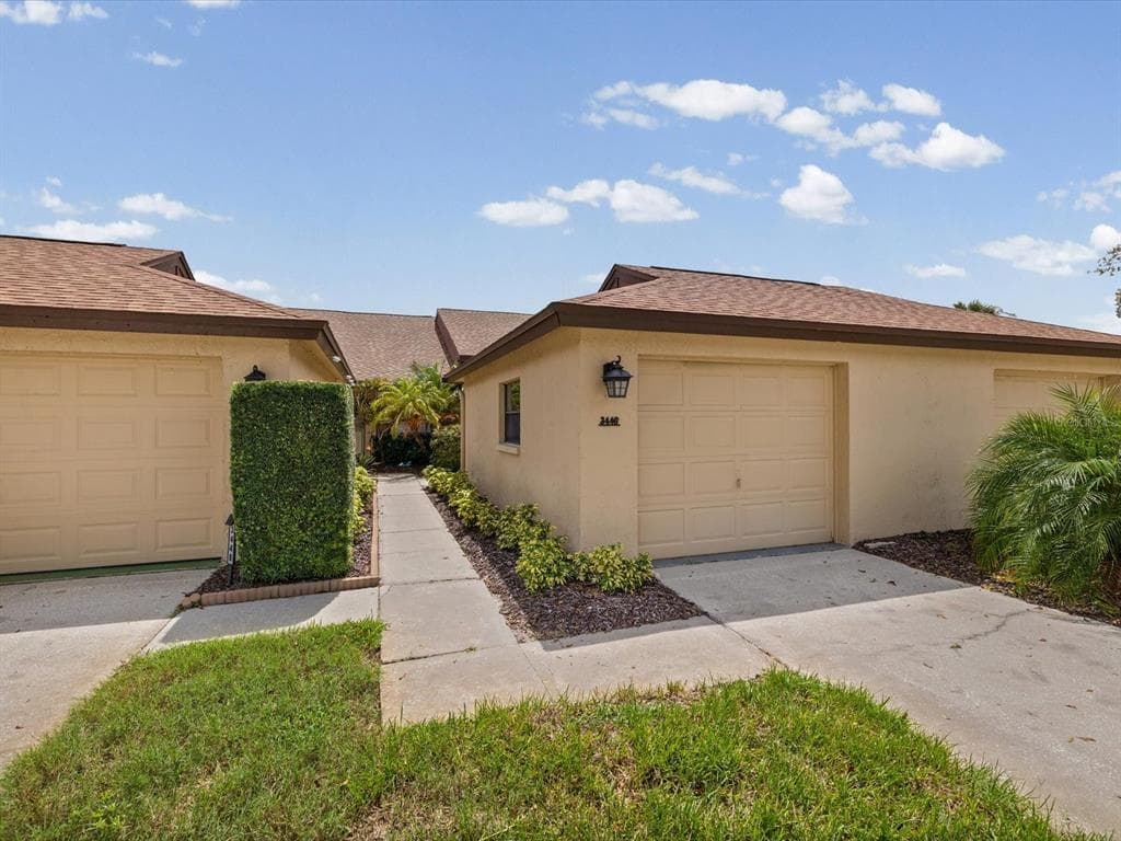 3446 NIBLICK COURT 5 photo 2