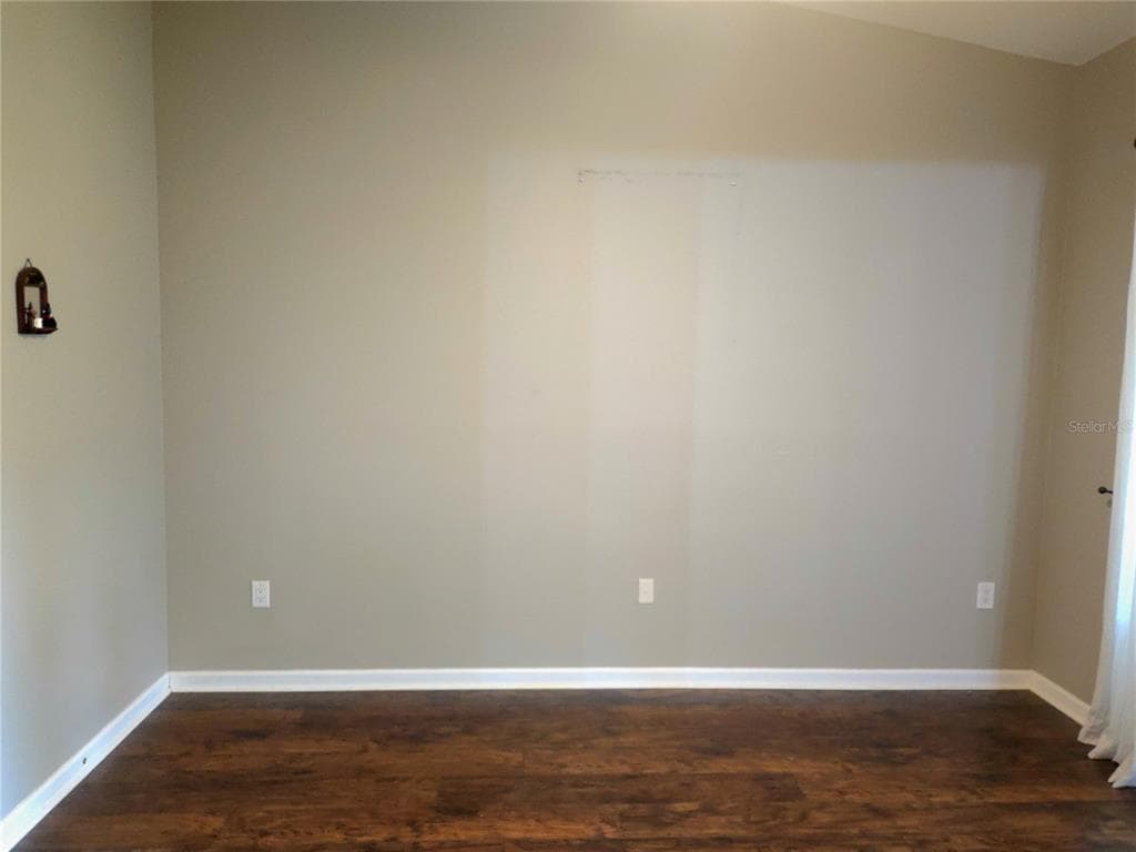 5699 WESTWIND LN photo 10