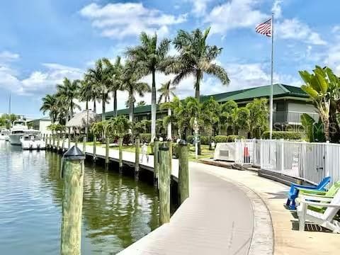 7150 N TAMIAMI TRAIL C216 photo 1