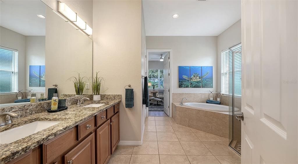 415 GRAND PRESERVE COVE photo 24