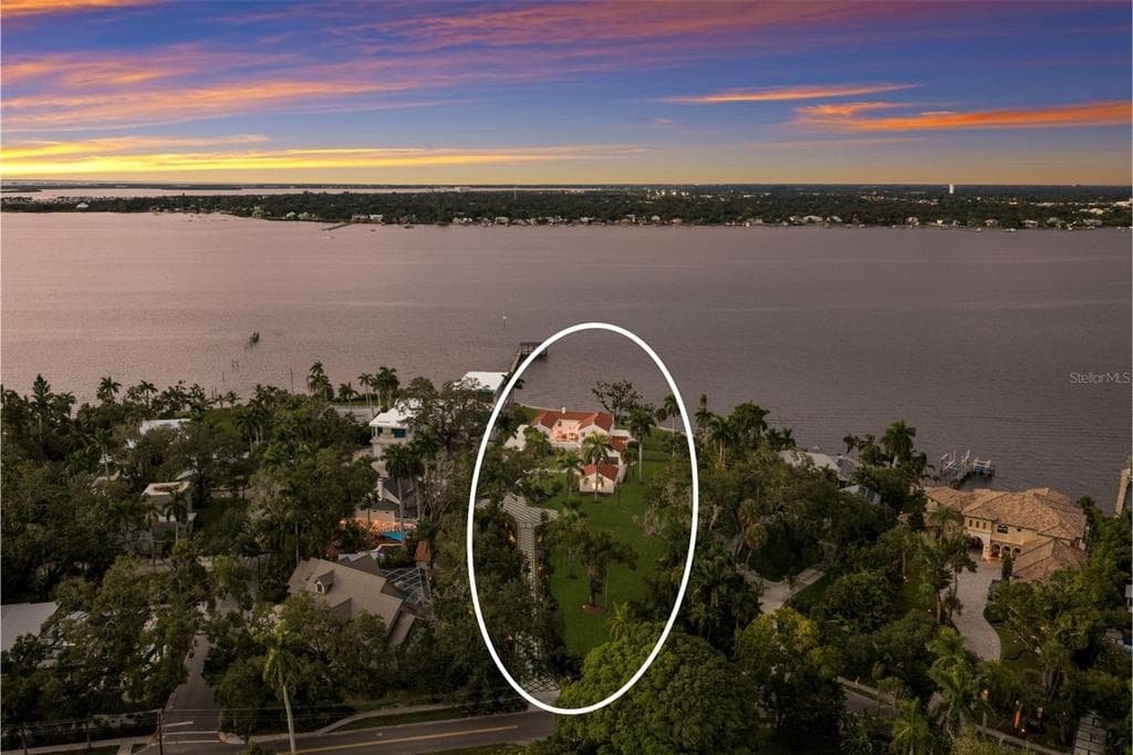 2832 RIVERVIEW BOULEVARD photo 4