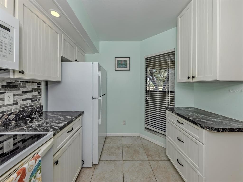 772 BIRD BAY DRIVE N 202 photo 17
