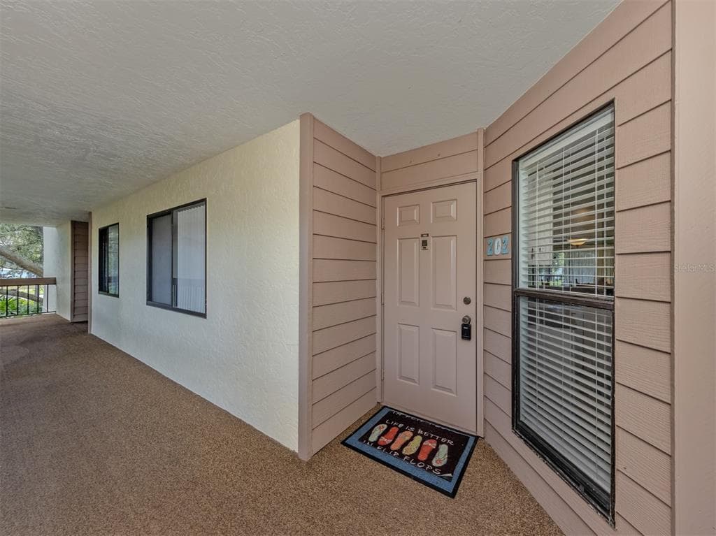 772 BIRD BAY DRIVE N 202 photo 3
