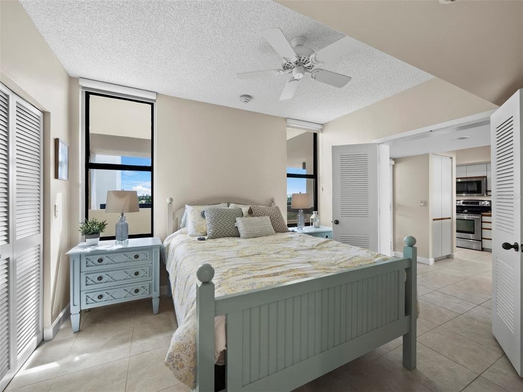 2020 HARBOURSIDE DRIVE 442 photo 22