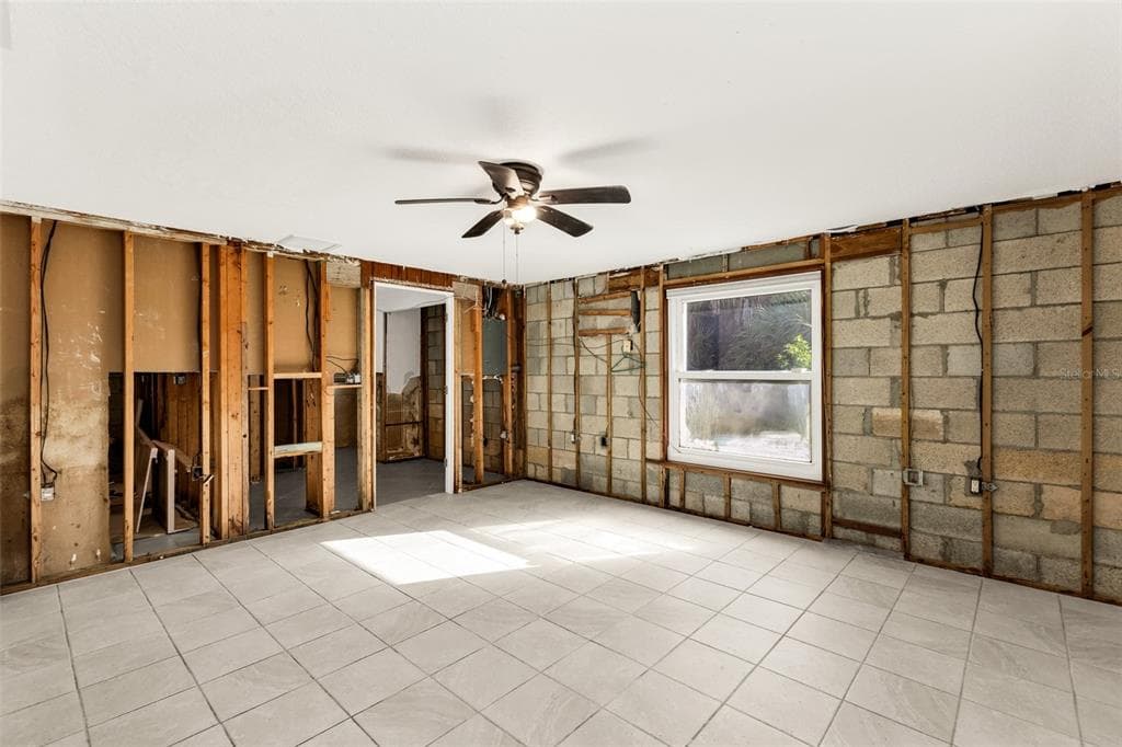 148 NORTHSHORE TERRACE photo 24