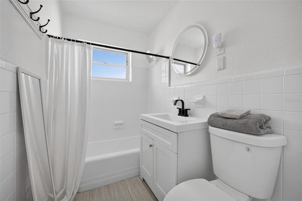 6484 ANGLE PLACE photo 25