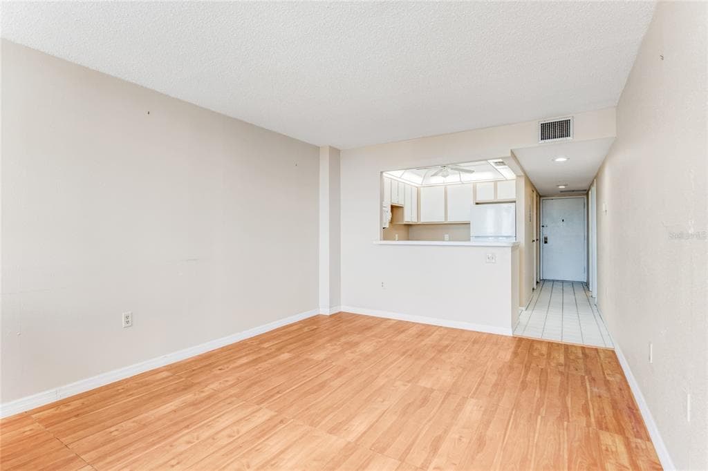 935 N HALIFAX AVENUE 705 photo 16